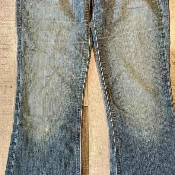 𝐆u𝐞s𝐬  𝐖o𝐦e𝐧'𝐬 𝐉e𝐚n𝐬 𝟐6𝐖x𝟑3𝐋 𝐄U𝐂 - Picture 7 of 8